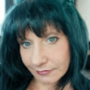 Meet your Posher, Tif